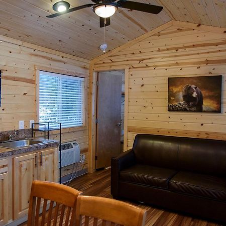 Idyllwild Camping Resort Cottage Экстерьер фото